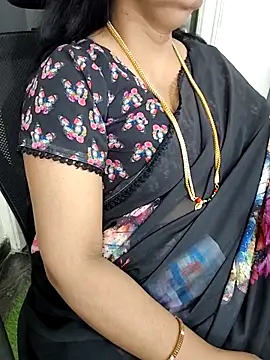 Snapshot of Deepthi_Mysore chatting on March 2025 06:56:01 PM Deepthi Mysore online show from March 2025 06:56:01 PM