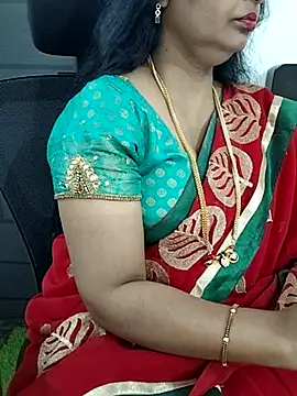 Snapshot of Deepthi_Mysore chatting on March 2025 09:16:01 PM Deepthi Mysore online show from March 2025 09:16:01 PM