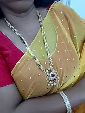 Snapshot of Deepthi_Mysore chatting on March 2025 05:41:02 AM Deepthi Mysore online show from March 2025 05:41:02 AM