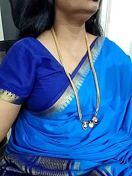 Snapshot of Deepthi_Mysore chatting on March 2025 01:32:02 AM Deepthi Mysore online show from March 2025 01:32:02 AM