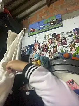 Snapshot of dafne19_ chatting on November 2025 05:01:02 AM dafne19 online show from November 2025 05:01:02 AM