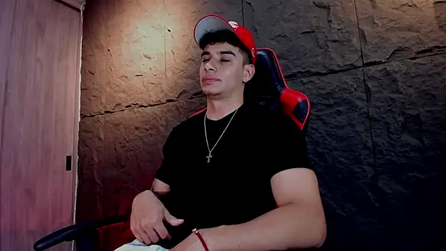 Snapshot of joseph_boy chatting on October 2025 11:42:02 AM joseph boy online show from October 2025 11:42:02 AM