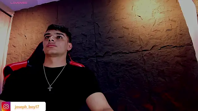 Snapshot of joseph_boy chatting on November 2025 12:07:02 PM joseph boy online show from November 2025 12:07:02 PM