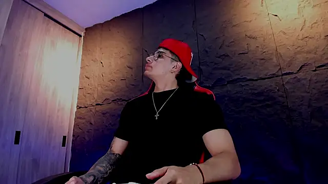 Snapshot of joseph_boy chatting on November 2025 11:10:03 AM joseph boy online show from November 2025 11:10:03 AM