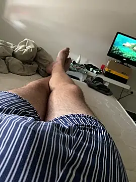 Snapshot of Julian_23312 chatting on February 2026 05:11:01 PM Julian 23312 online show from February 2026 05:11:01 PM