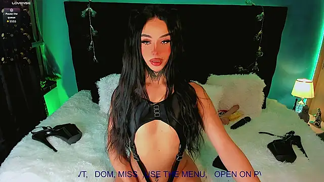Snapshot of CALLME_GODDESS_ chatting on April 2026 10:28:02 AM CALLME GODDESS online show from April 2026 10:28:02 AM