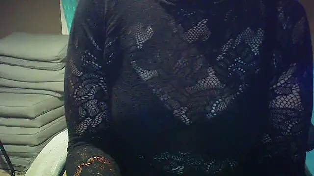 Snapshot of Raptor82 chatting on October 2025 07:23:02 PM Raptor82 online show from October 2025 07:23:02 PM