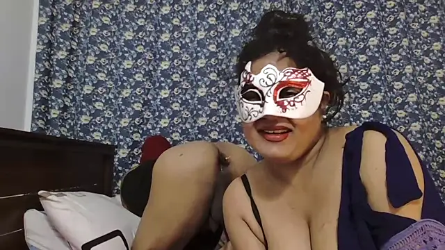 Maya8175 online show from March 2025 08:20:02 PM