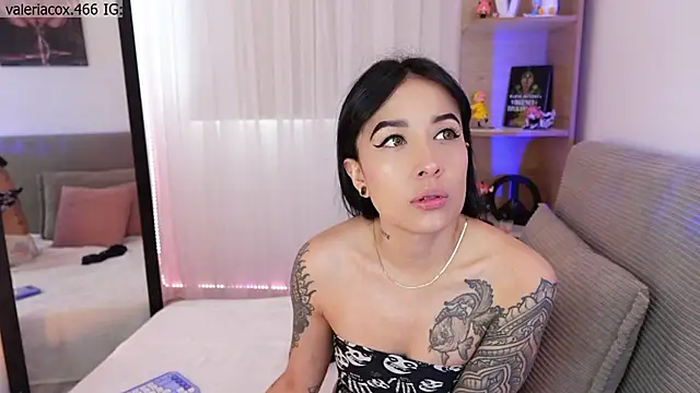 ValeriaCox online show from January 2026 01:13:01 PM