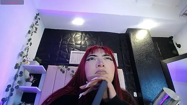 Snapshot of Mia_Rinn chatting on January 2025 07:39:01 PM Mia Rinn online show from January 2025 07:39:01 PM