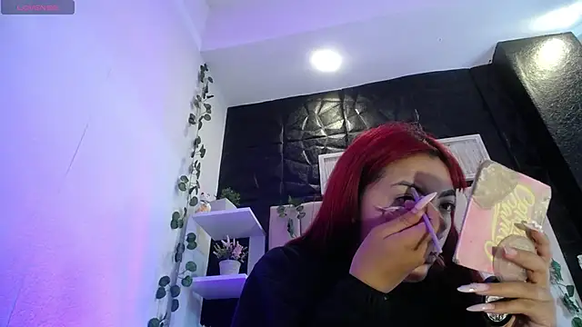 Snapshot of Mia_Rinn chatting on January 2025 01:27:01 PM Mia Rinn online show from January 2025 01:27:01 PM