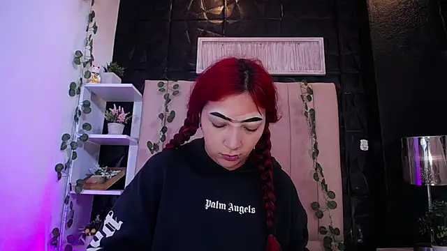 Snapshot of Mia_Rinn chatting on February 2025 01:51:02 PM Mia Rinn online show from February 2025 01:51:02 PM