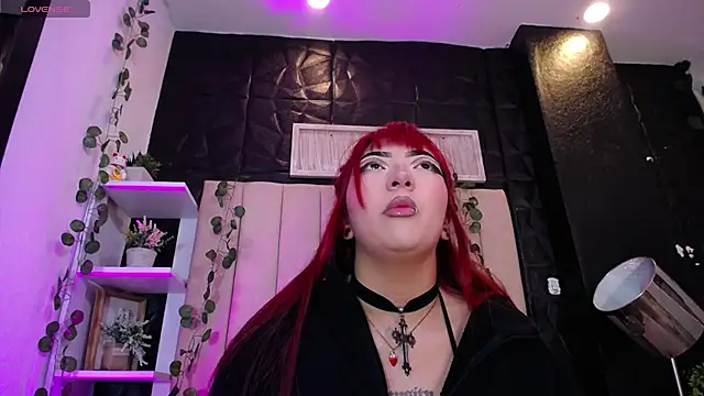 Snapshot of Mia_Rinn chatting on February 2025 04:09:02 PM Mia Rinn online show from February 2025 04:09:02 PM