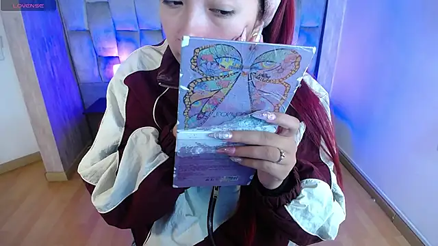 Snapshot of Mia_Rinn chatting on September 2025 01:05:02 PM Mia Rinn online show from September 2025 01:05:02 PM