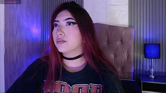 Snapshot of Mia_Rinn chatting on November 2025 03:12:01 PM Mia Rinn online show from November 2025 03:12:01 PM