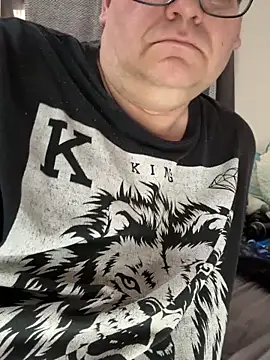 treatbobnicer online show from February 2026 09:35:01 PM