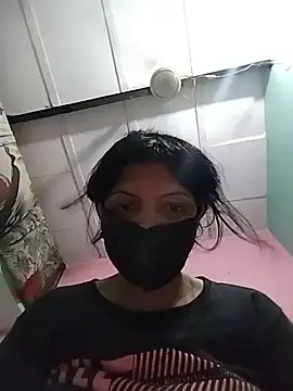 Hotty-Divya online show from May 2026 02:53:01 AM