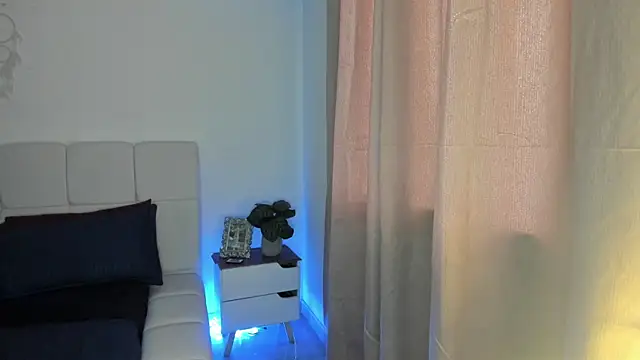 Ori valentina online show from April 2026 09:50:02 PM