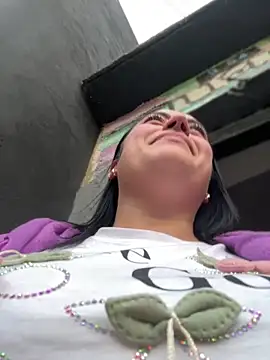 Lesly 10- online show from March 2026 11:04:01 PM