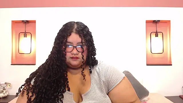 Snapshot of Miley_Collins chatting on January 2025 04:16:02 PM Miley Collins online show from January 2025 04:16:02 PM