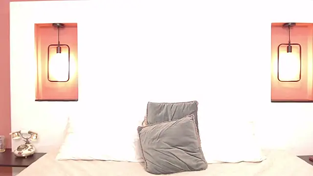 Snapshot of Miley_Collins chatting on January 2025 01:27:01 AM Miley Collins online show from January 2025 01:27:01 AM