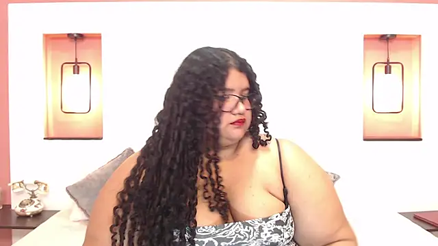 Snapshot of Miley_Collins chatting on January 2025 09:20:01 PM Miley Collins online show from January 2025 09:20:01 PM