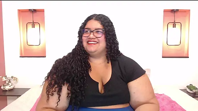 Snapshot of Miley_Collins chatting on February 2025 11:56:02 PM Miley Collins online show from February 2025 11:56:02 PM