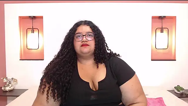 Snapshot of Miley_Collins chatting on March 2025 10:10:02 PM Miley Collins online show from March 2025 10:10:02 PM