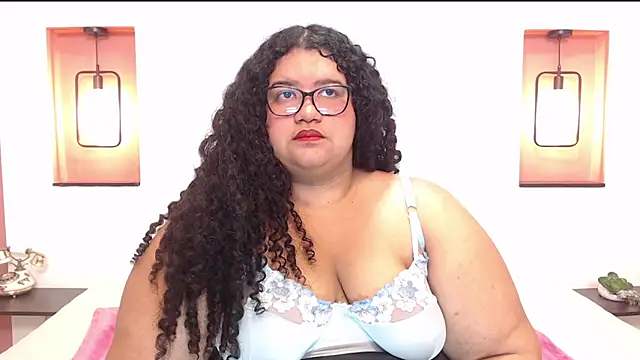 Snapshot of Miley_Collins chatting on March 2025 06:45:01 PM Miley Collins online show from March 2025 06:45:01 PM