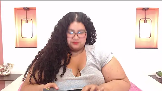 Snapshot of Miley_Collins chatting on March 2025 07:04:02 AM Miley Collins online show from March 2025 07:04:02 AM