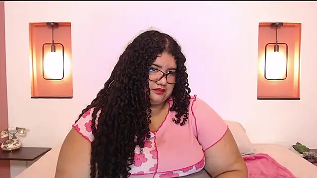 Snapshot of Miley_Collins chatting on March 2025 06:01:02 PM Miley Collins online show from March 2025 06:01:02 PM