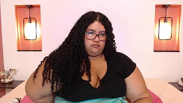 Snapshot of Miley_Collins chatting on March 2025 11:45:01 PM Miley Collins online show from March 2025 11:45:01 PM