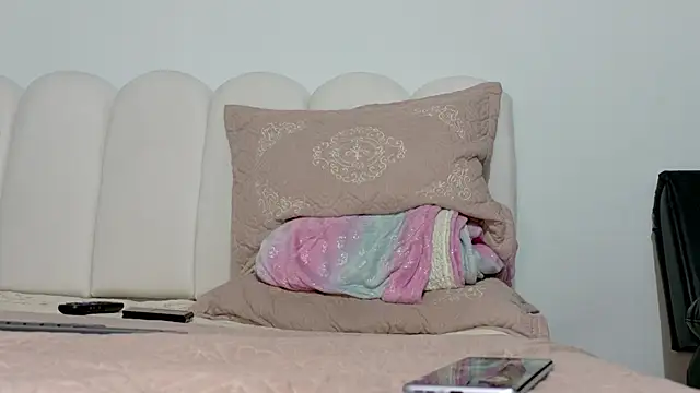 latinfeet-qos online show from March 2026 03:11:02 AM