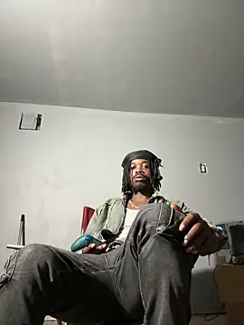 SluttyLyfe4L online show from February 2026 05:09:02 PM