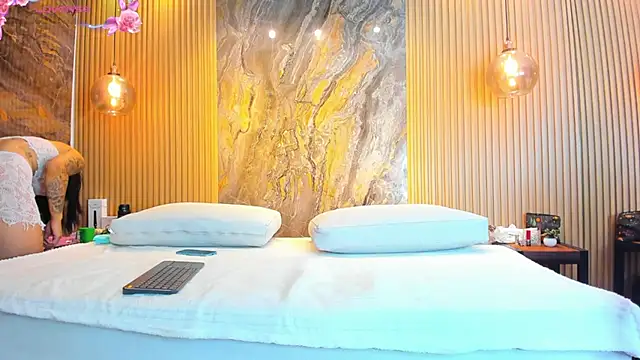 nathassa grant online show from March 2025 11:33:01 AM