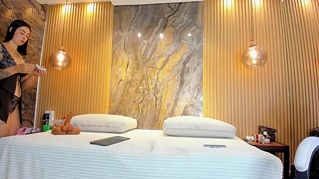 nathassa grant online show from March 2025 11:36:02 AM