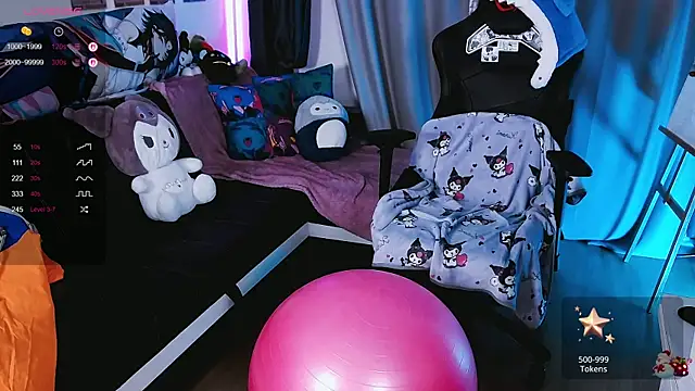 Snapshot of _Sparkland_ chatting on March 2025 02:01:02 AM Sparkland online show from March 2025 02:01:02 AM