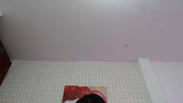 Alexa roussee online show from December 2025 12:58:01 PM