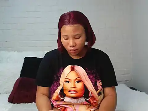 Snapshot of DrippinCaramelCutie chatting on March 2025 09:37:02 PM DrippinCaramelCutie online show from March 2025 09:37:02 PM