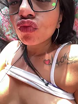 Snapshot of elolotero chatting on March 2025 05:33:02 AM elolotero online show from March 2025 05:33:02 AM