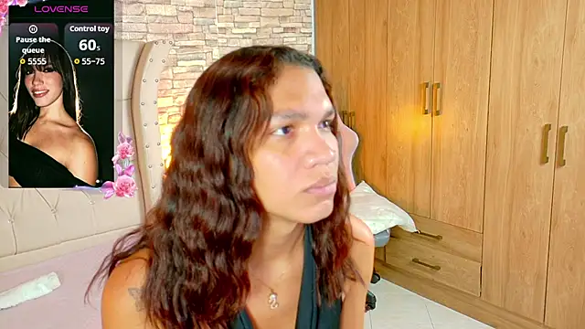 Sara-Smith- online show from July 2026 11:24:02 AM