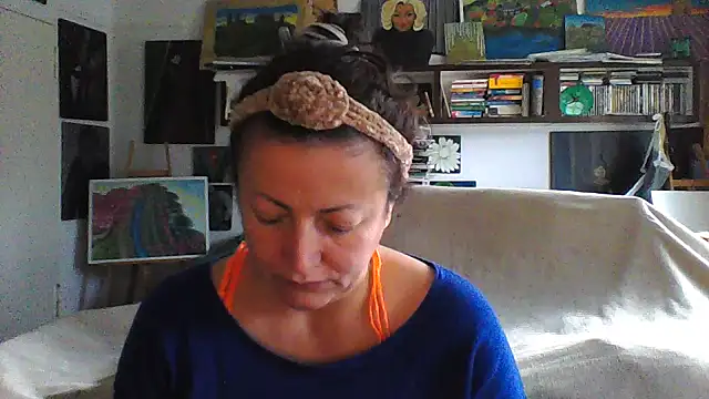 Snapshot of MariaAnaSunshine chatting on October 2025 07:54:02 AM MariaAnaSunshine online show from October 2025 07:54:02 AM