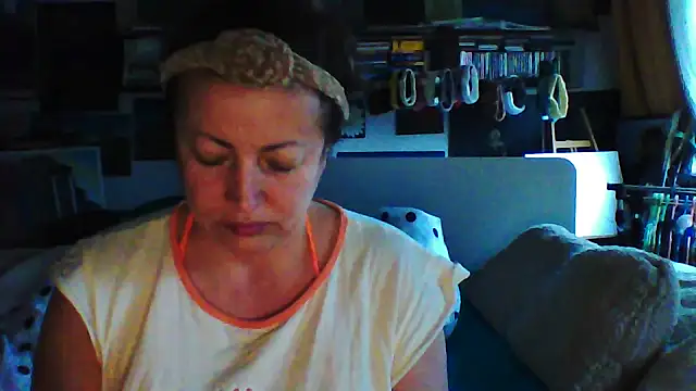 Snapshot of MariaAnaSunshine chatting on November 2025 07:29:02 AM MariaAnaSunshine online show from November 2025 07:29:02 AM
