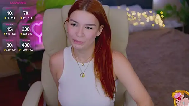 RedShinee online show from October 2025 12:36:01 PM