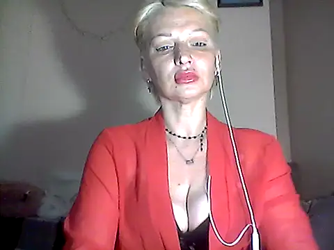 Snapshot of MaryJane441 chatting on April 2026 07:55:02 PM MaryJane441 online show from April 2026 07:55:02 PM