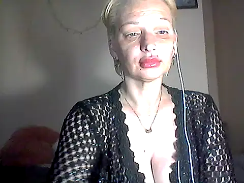 Snapshot of MaryJane441 chatting on April 2026 08:26:01 PM MaryJane441 online show from April 2026 08:26:01 PM