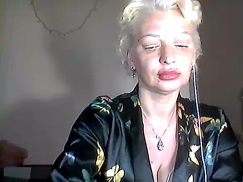 Snapshot of MaryJane441 chatting on May 2026 08:06:01 PM MaryJane441 online show from May 2026 08:06:01 PM
