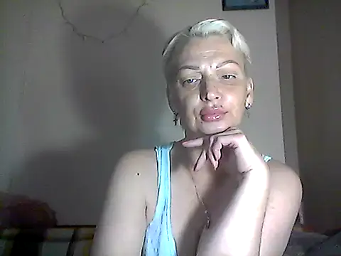 Snapshot of MaryJane441 chatting on June 2026 09:14:01 AM MaryJane441 online show from June 2026 09:14:01 AM