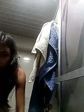 Snapshot of Nalaa_Sc chatting on January 2025 05:58:01 PM Nalaa Sc online show from January 2025 05:58:01 PM