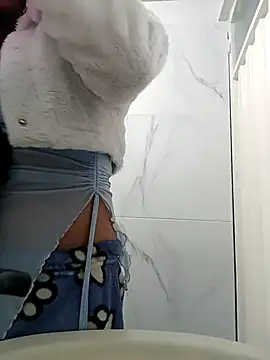 Snapshot of Nalaa_Sc chatting on November 2025 02:37:02 AM Nalaa Sc online show from November 2025 02:37:02 AM